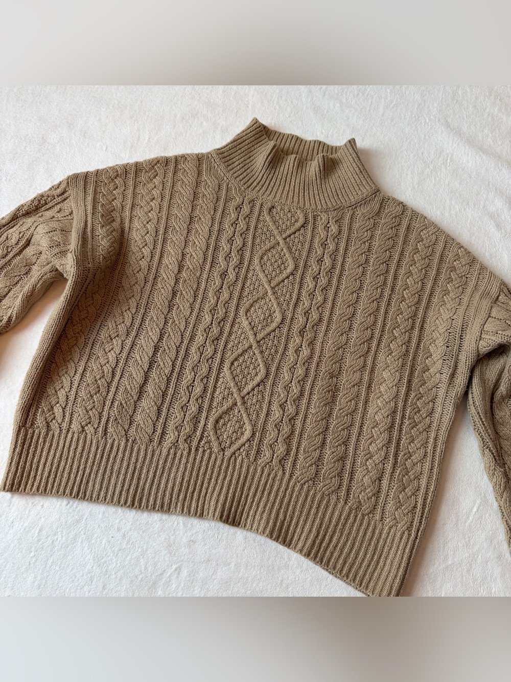 Banana Republic Tan Cable Knit Mock Turtleneck Fisherman Sweater, size Medium - Picture 9 of 16